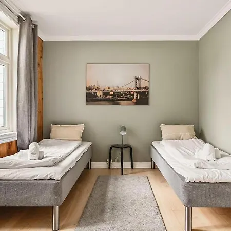 Ks12 - Charming 3br Townhouse * Bergen